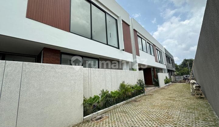 Dijual Villa Dikawasan Jl Kertalangu-Denpasar Timur