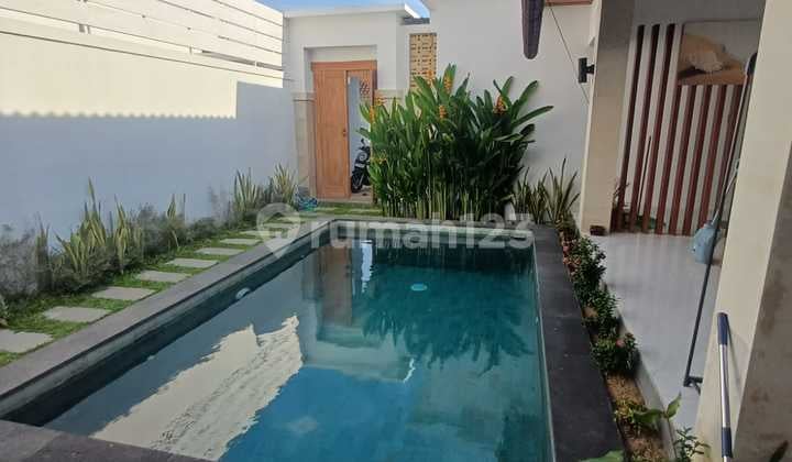 For rent, villa in Seminyak area, strategic and comfortable location.