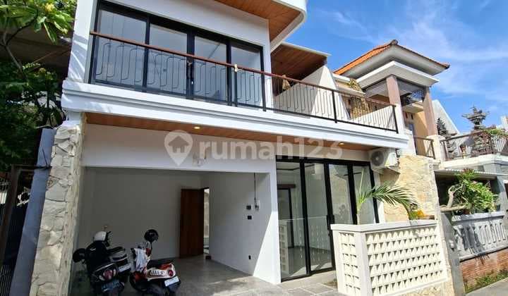*Rumah untuk Disewa Tanpa Perabot Jalan Tumbak Bayuh Badung