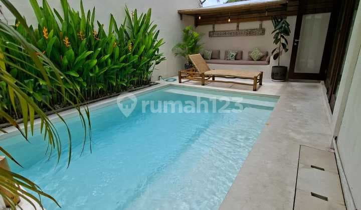 Disewakan Villa 3 Kamar Tidur Lantai Dua di Jalan Sari Temuku Seminyak