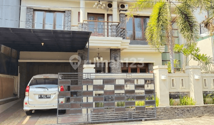 Rumah Semi Villa 2 Lantai di Imam Bonjol Denpasar