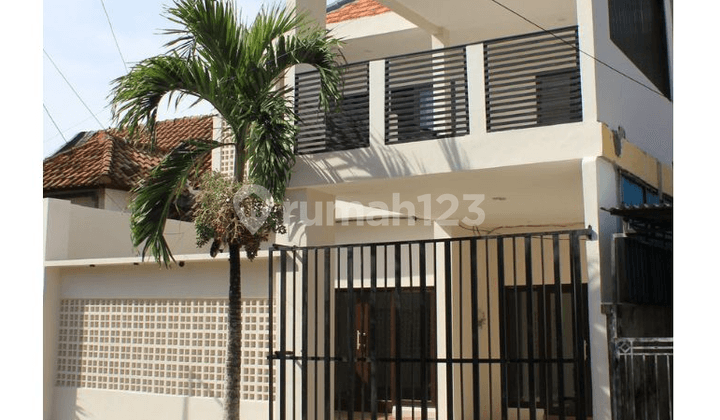 Rumah Modern In Prestigiouse Puri Gading Jimbaran