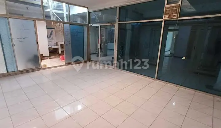 Welcome investor. Quick Sale. Kopo Permai 3 House. Suitable for Office or Warehouse.