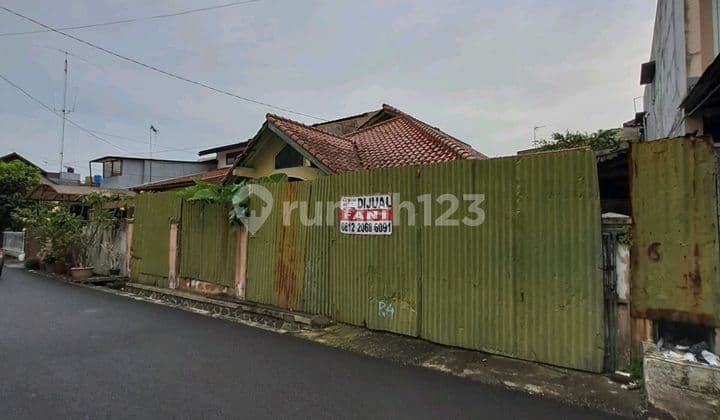 Jual Rumah Hitung Tanah di Taman Siswa Lbr Muka 10Mtr