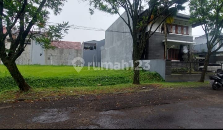 Kavling lebar muka bagus dlm cluster elite Batununggal