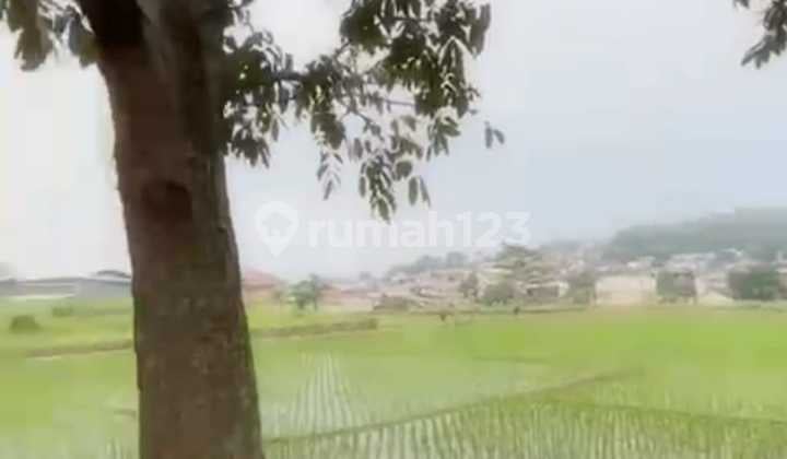 Strategic land on Mainroad Soreang Bandung.
