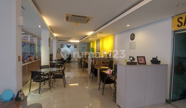 Strategic Business Unit Hook Surapati Wing Bandung