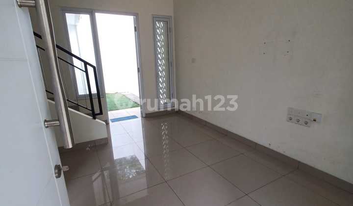 Rumah Bagus SHM di Cluster Cynthia, Perumahan Summarecon Bandung Gede Bage