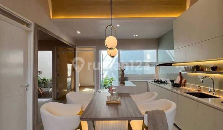 For Sale Nice House fully furnished Kota Baru Parahyangan