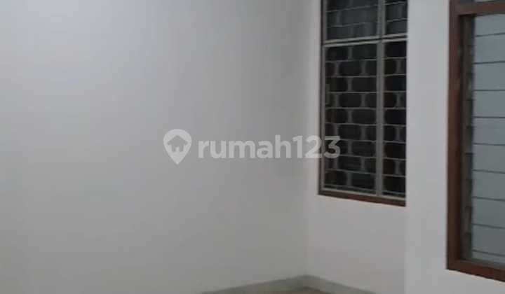 Disewakan Rumah Siap Huni Tengah Kota Lokasi Strategis