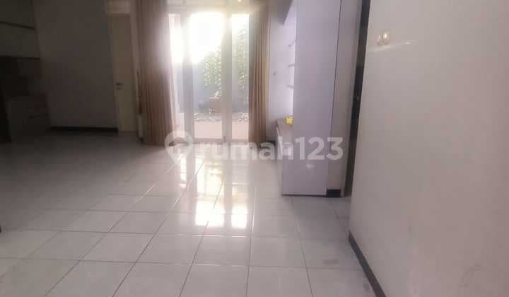 For Rent: Ready-to-Occupy House in Taman Kopo Indah, Quiet Neighborhood