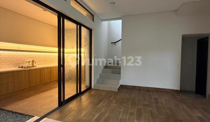 Disewakan Rumah Minimalis Baru Renovasi Siap Huni Lingkungan Tenang