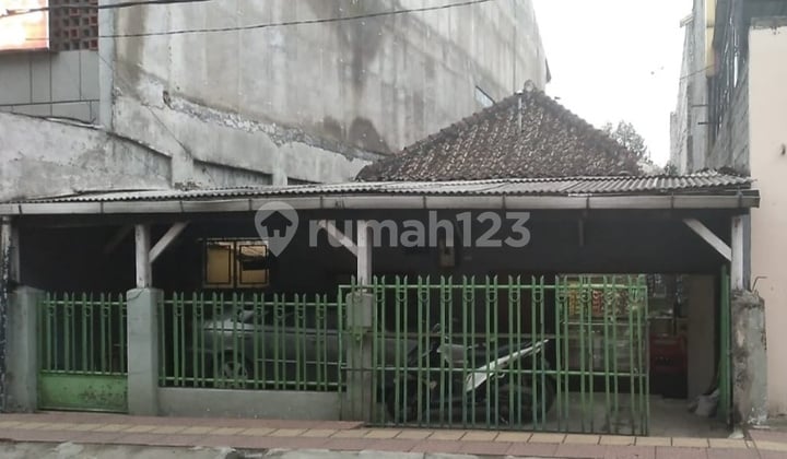 Di jual di pusat kota cimahi di depan toko dan belakang bangunan rumah tinggal