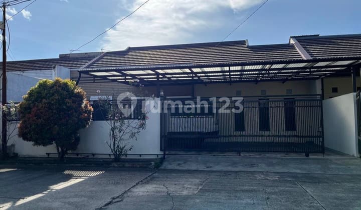 Sale Rumah di Taman Kopo Katapang