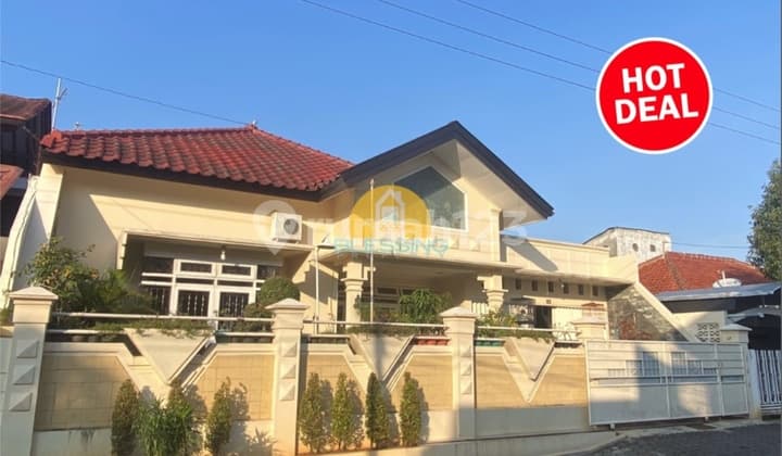 Rumah 1.5lt Pleburan tengah kota dekat UNDIP SIMPANG LIMA