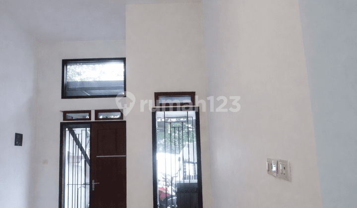 Rumah Akses Mobil Luas Dekat Universitas Telkom Ciganitri (Fh)