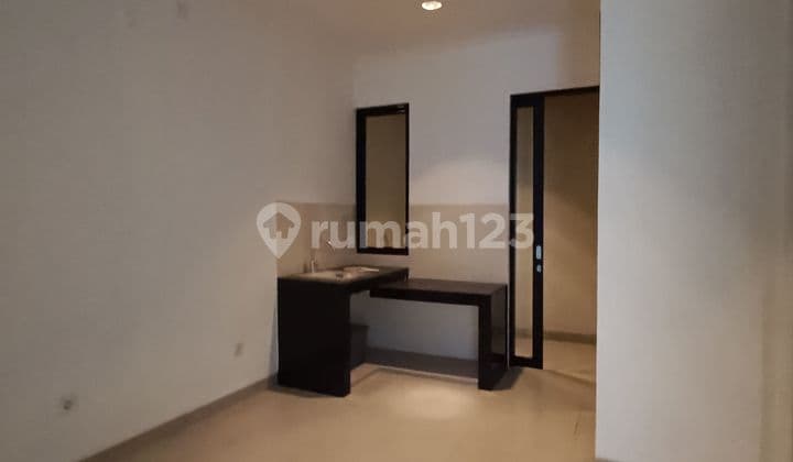 Di Jual Rumah Baru Green Royal, Rumah Town House