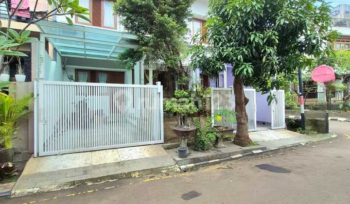 Hot Sale Rumah Siap Huni Lokasi Strategis di Bintaro Sektor 3