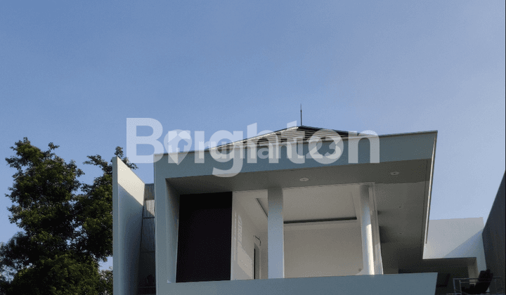 Rumah Mewah Ada Kolam Renang Pakuwon Indah Siap Huni Dekat Citraland Dan Graha