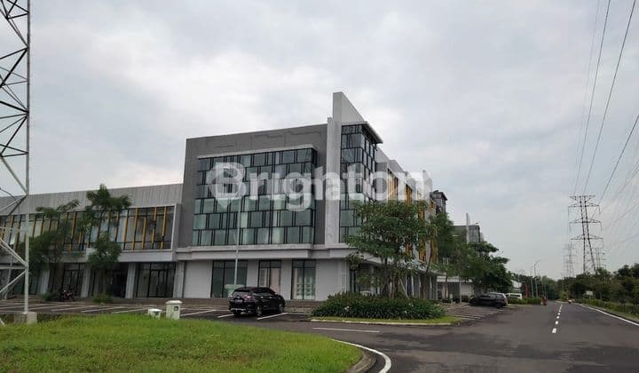 Rumah Mewah dengan Lokasi Strategis & View Eksklusif!