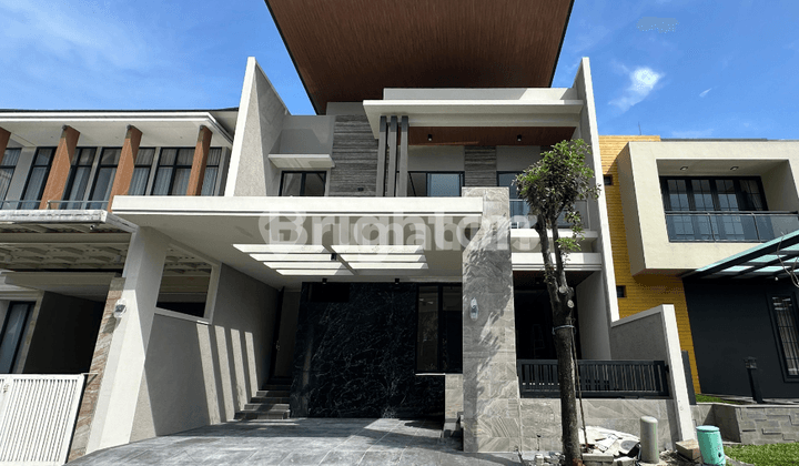 RUMAH MINIMALIS BARU 2 LANTAI DI CITRALAND UTAMA DEKAT GRAHA DAN PAKUWNON INDAH