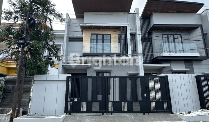 RUMAH MINIMALIS BARU GRESS MANYAR SURABAYA DEKAT GALAXY MALL DAN PAKUWON CITY