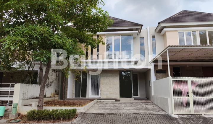 RUMAH 2 LANTAI MNIMALIS CITRALAND UTAMA SIAP HUNI DEKAT GWALK DAN PAKUWON MALL