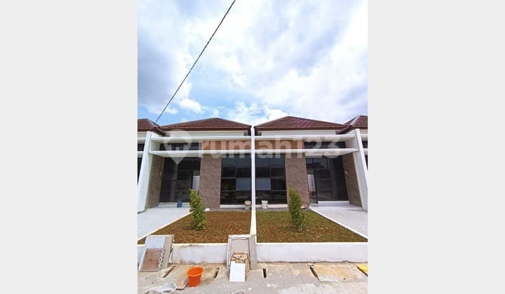 rumah paling strategis di perbatasan tangerang dengan jaksel