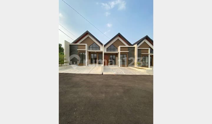 The cheapest ready-to-occupy house in Pamulang, South Tangerang.