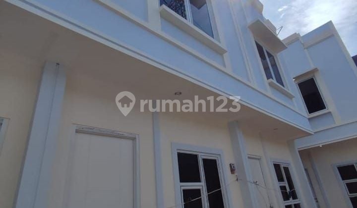 Rumah Murah Modern 2 Lantai Di Mangga Dua Jakarta Barat
