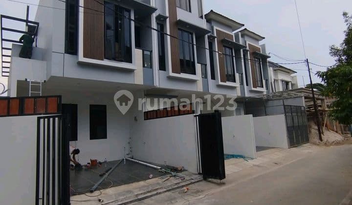 Rumah Mewah Harga Terjangkau Di Pusat Kota Jakarta