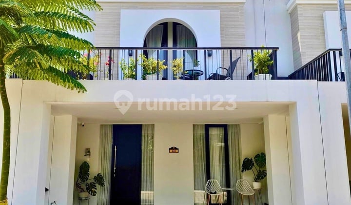 De Villa Garden Banyumanik Rumah Mewah Semarang Atas