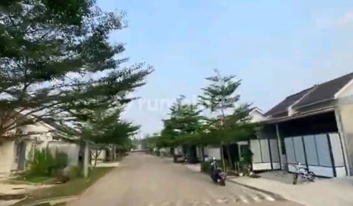 Murah Jarang Ada Jalan Depan Rumah Lebar Bisa 4 Mobil Dekat Stasiun Kereta Rumah Baru