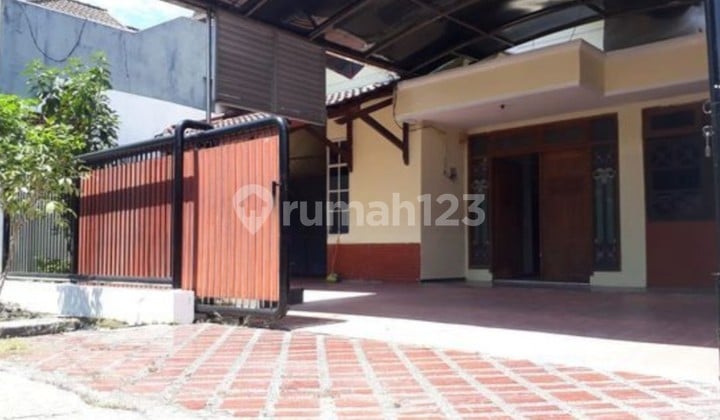 Disewakan Rumah Siap Huni di Pondok Tjandra Lokasi Strategis