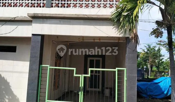 Rumah Pondok Tjandra Rungkut Strategic Location at Raya Merr