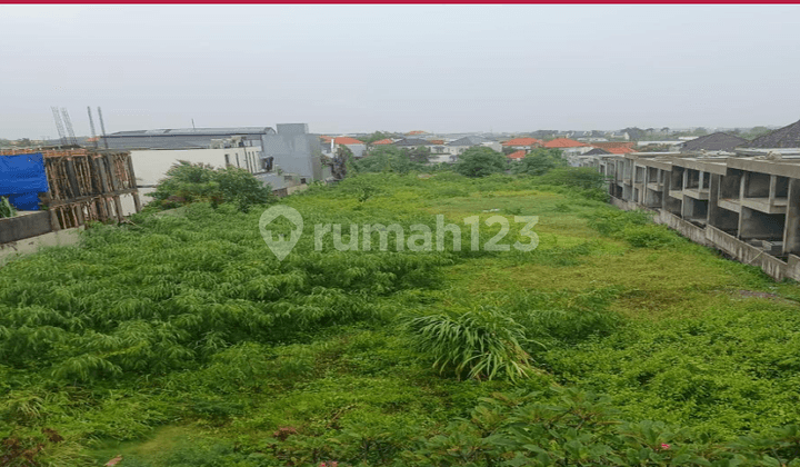 Land In Bumbak Dauh Kerobokan