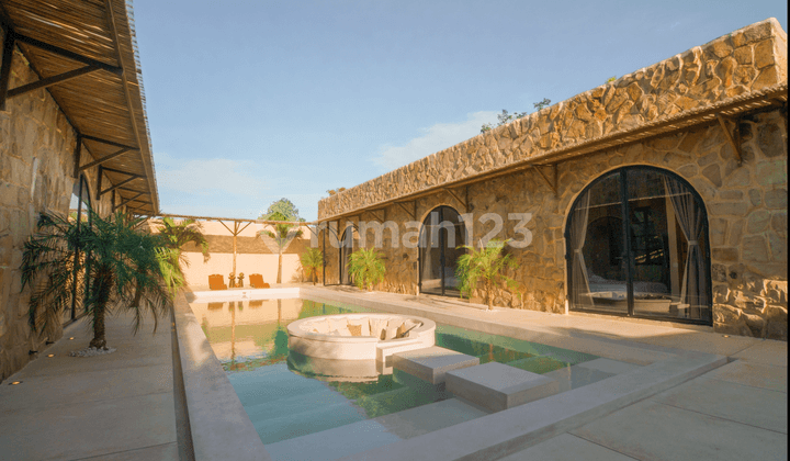 BRAND NEW TROPICAL VILLA MEXICAN STYLE IN UNGASAN
