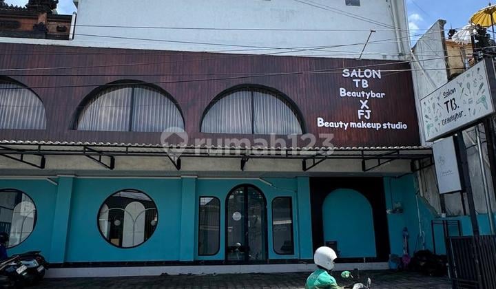 Premium Beauty Salon on the 3rd Floor in Kerobokan