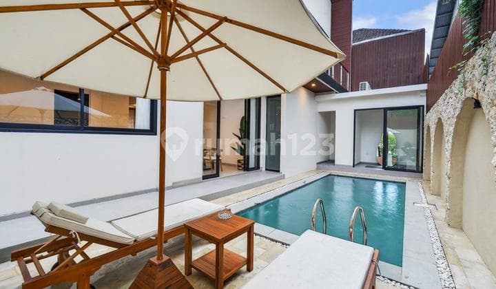 Modern Luxury Living Villa in Muding Kerobokan