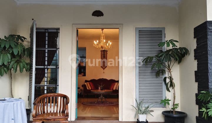Dijual Rumah Kebon Jeruk Cocok Untuk Kantor Klinik Resto