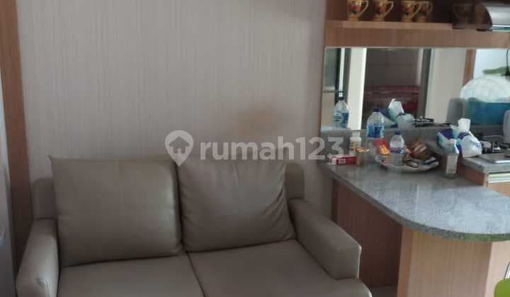 Gunawangsa Manyar 2 BR Furnish MURAH !