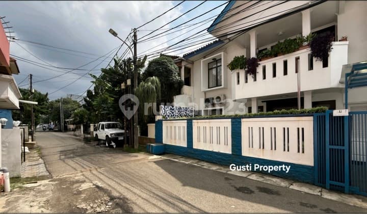Beautiful House 197M Ampera Complex Area
