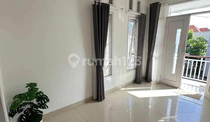 Rumah Modern Siap Huni 4 Kamar Dekat ke Sanur