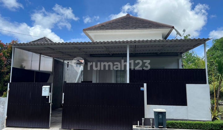 Minimalist Ready-to-Occupy 1-Story House in Dharmawangsa Jimbaran Area