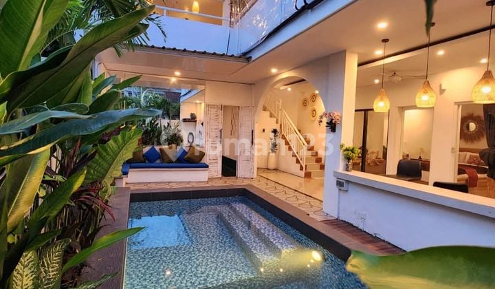 Villa Siap Huni With Pool Furnished Dekat ke Canggu