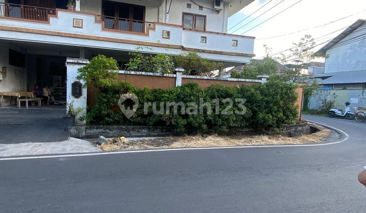 House Suitable for Business, Strategic Location Near Citraland Denpasar