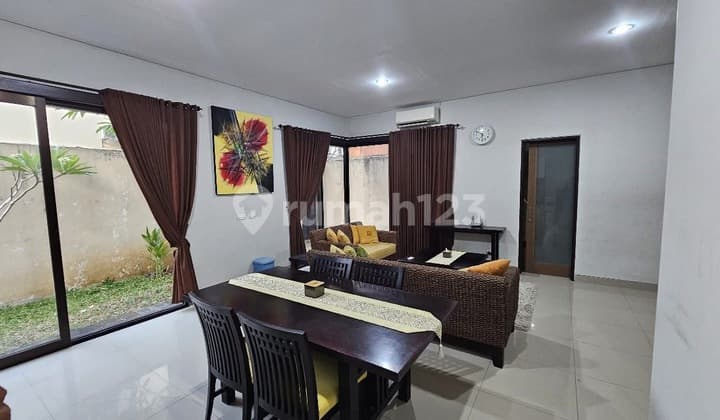 Rumah Modern Full Furnished Area Jimbaran Bawah