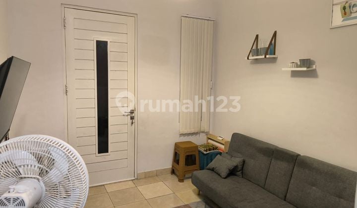 Rumah 1 Lantai 3 Kamar Area Taman Griya Jimbaran