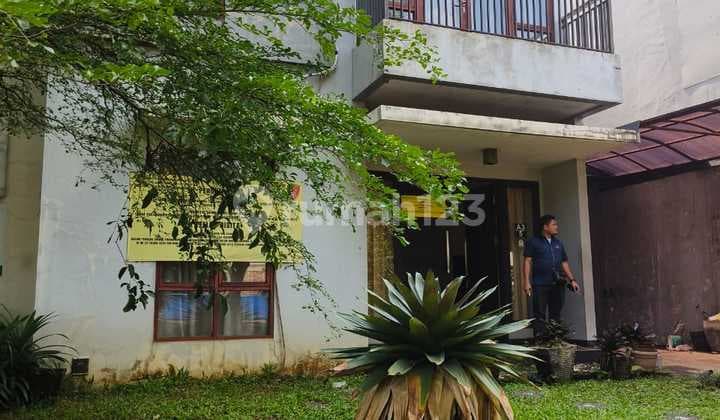 Rumah 2 lantai di Pavilion Residence Serpong Tangerang Selatan