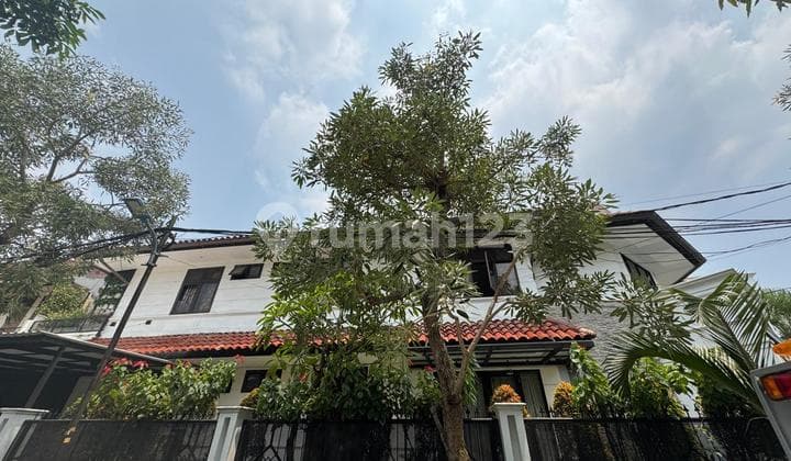 Rumah 2 lt di Komplek Bank Niaga Pejaten Barat Ps Minggu Jaksel